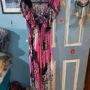 Beautiful pink cheetah print bouncy dress size large